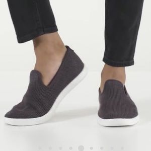 Allbirds Charcoal and White Women’s Tree Loungers